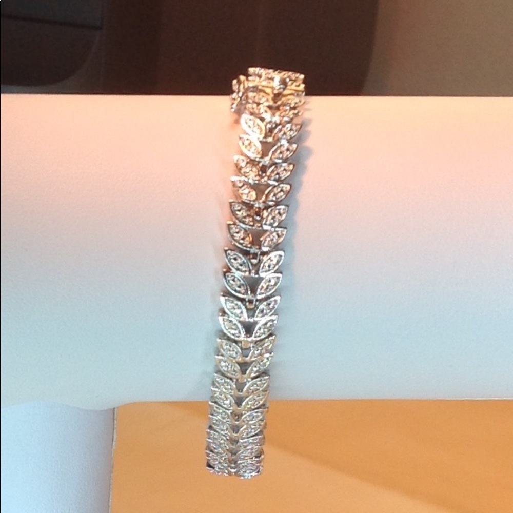 Genuine Diamond Accent -   ( 0.10cts) Bracelet